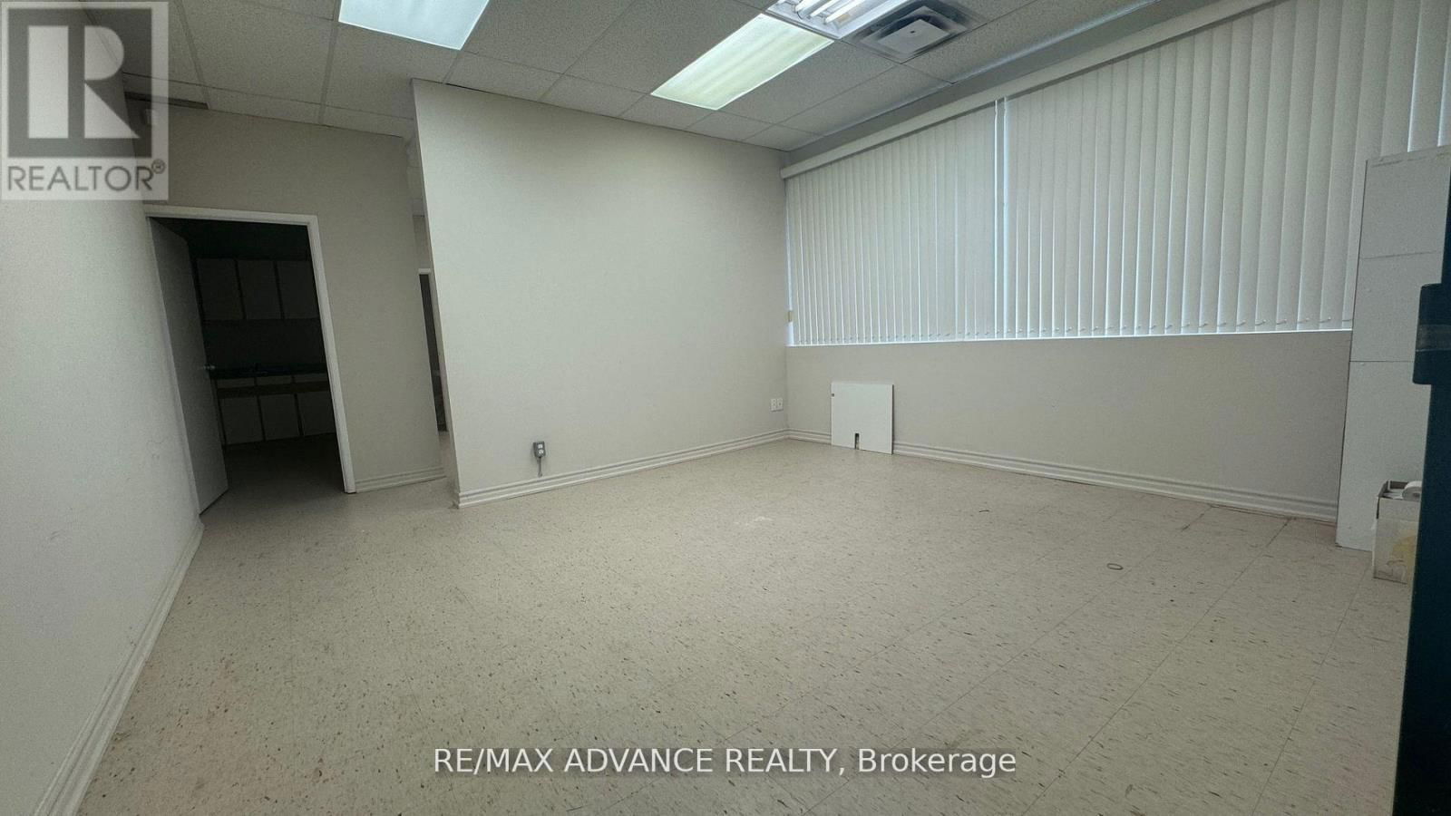 Unit 6 - 4245 SHEPPARD AVENUE EAST Image 6