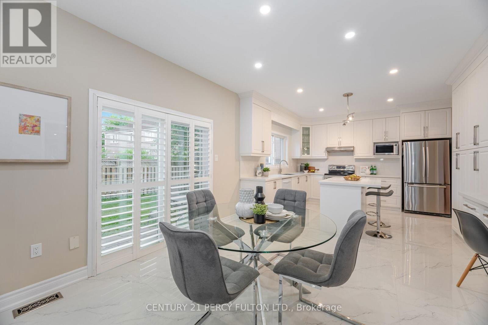 4 MCALPINE AVENUE Image 12