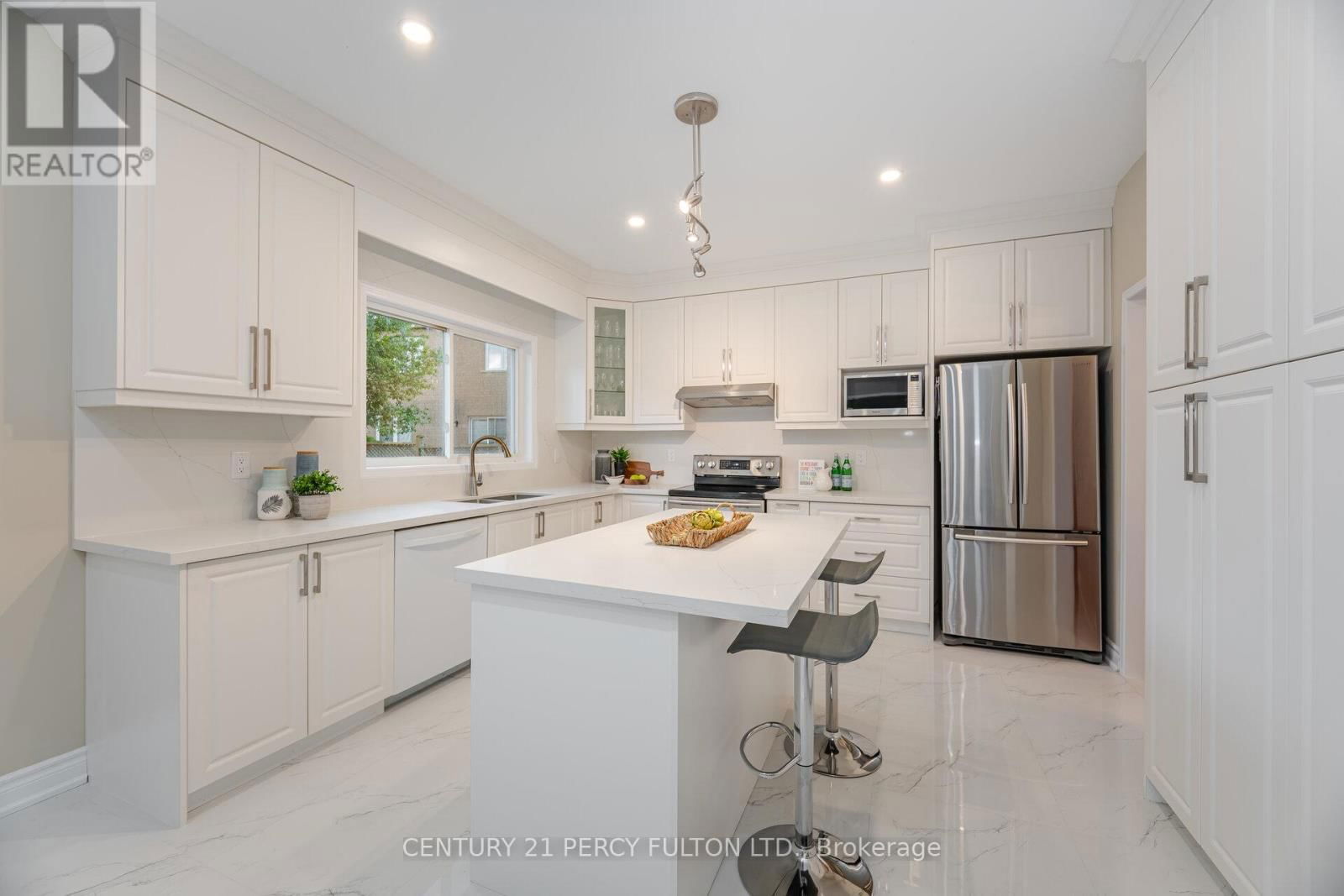 4 MCALPINE AVENUE Image 13
