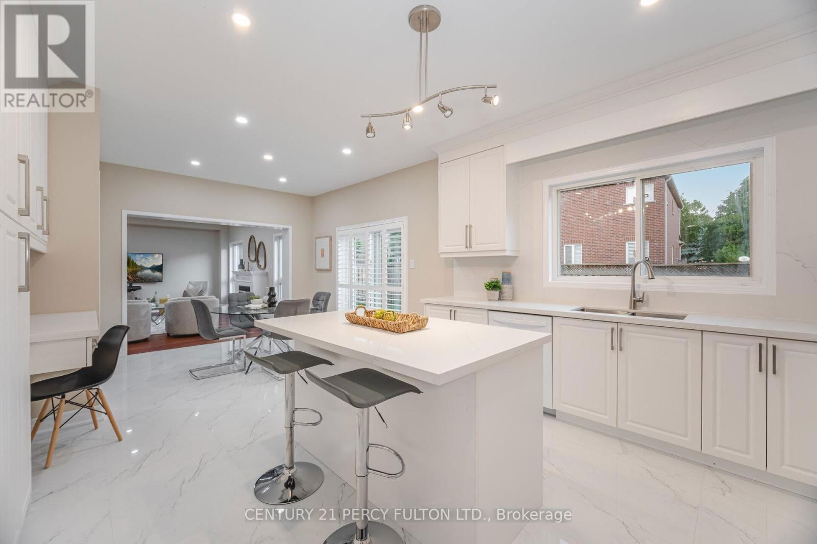 4 MCALPINE AVENUE Image 15