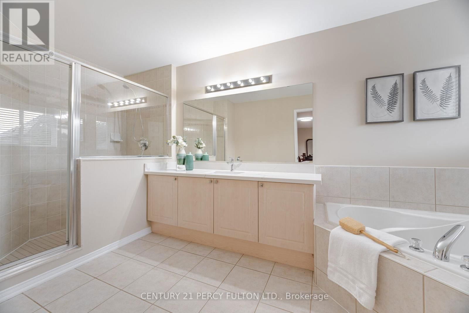 4 MCALPINE AVENUE Image 24