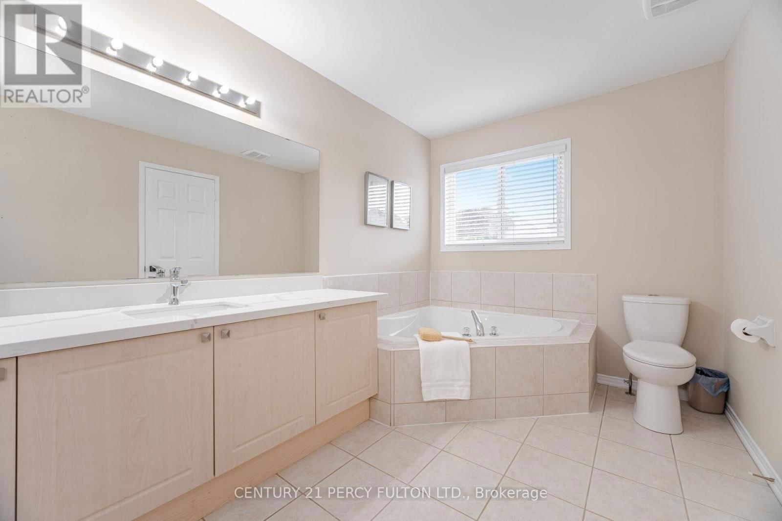 4 MCALPINE AVENUE Image 25