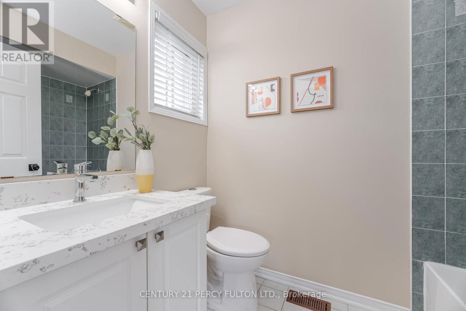 4 MCALPINE AVENUE Image 28