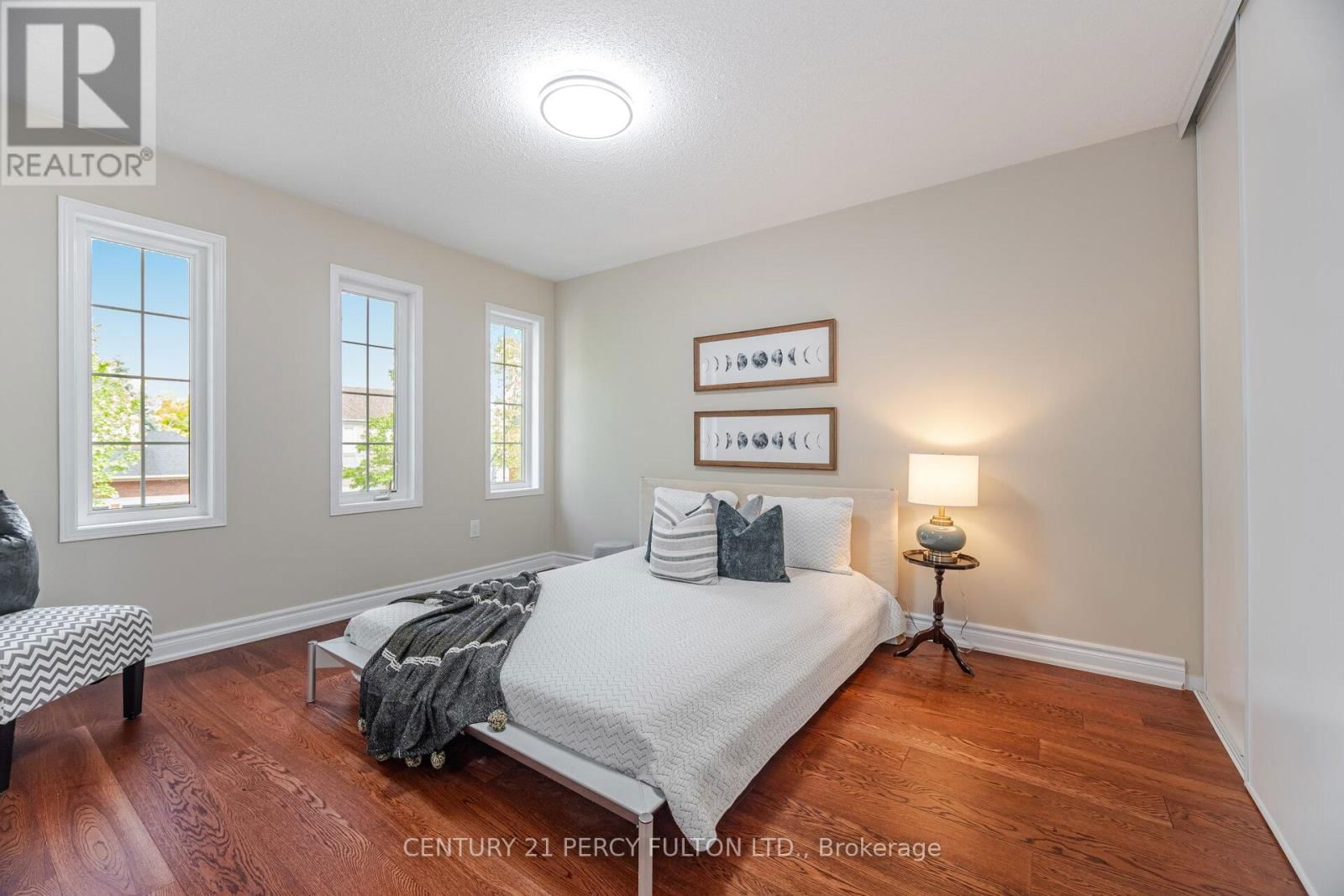4 MCALPINE AVENUE Image 31