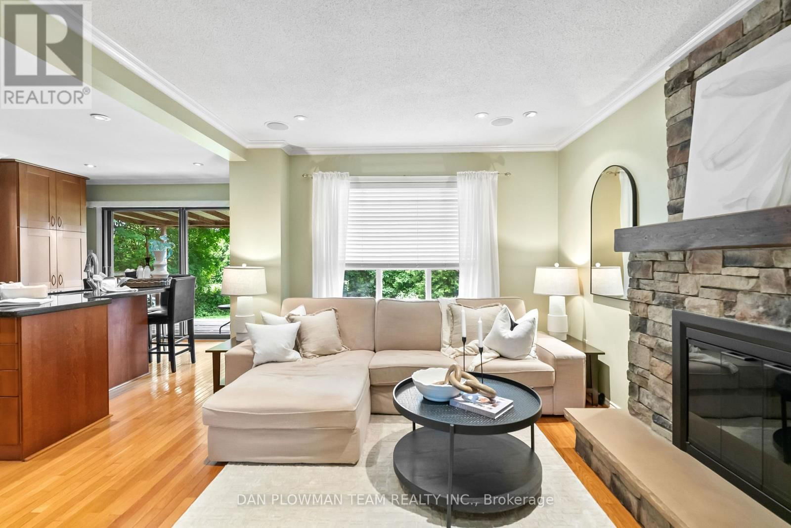 14 ERICKSON DRIVE Image 14