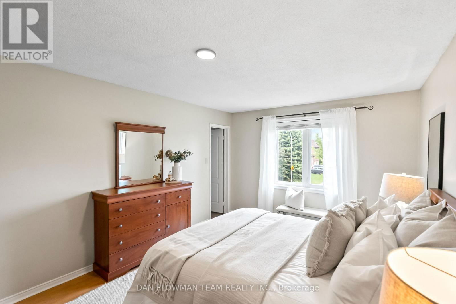 14 ERICKSON DRIVE Image 17