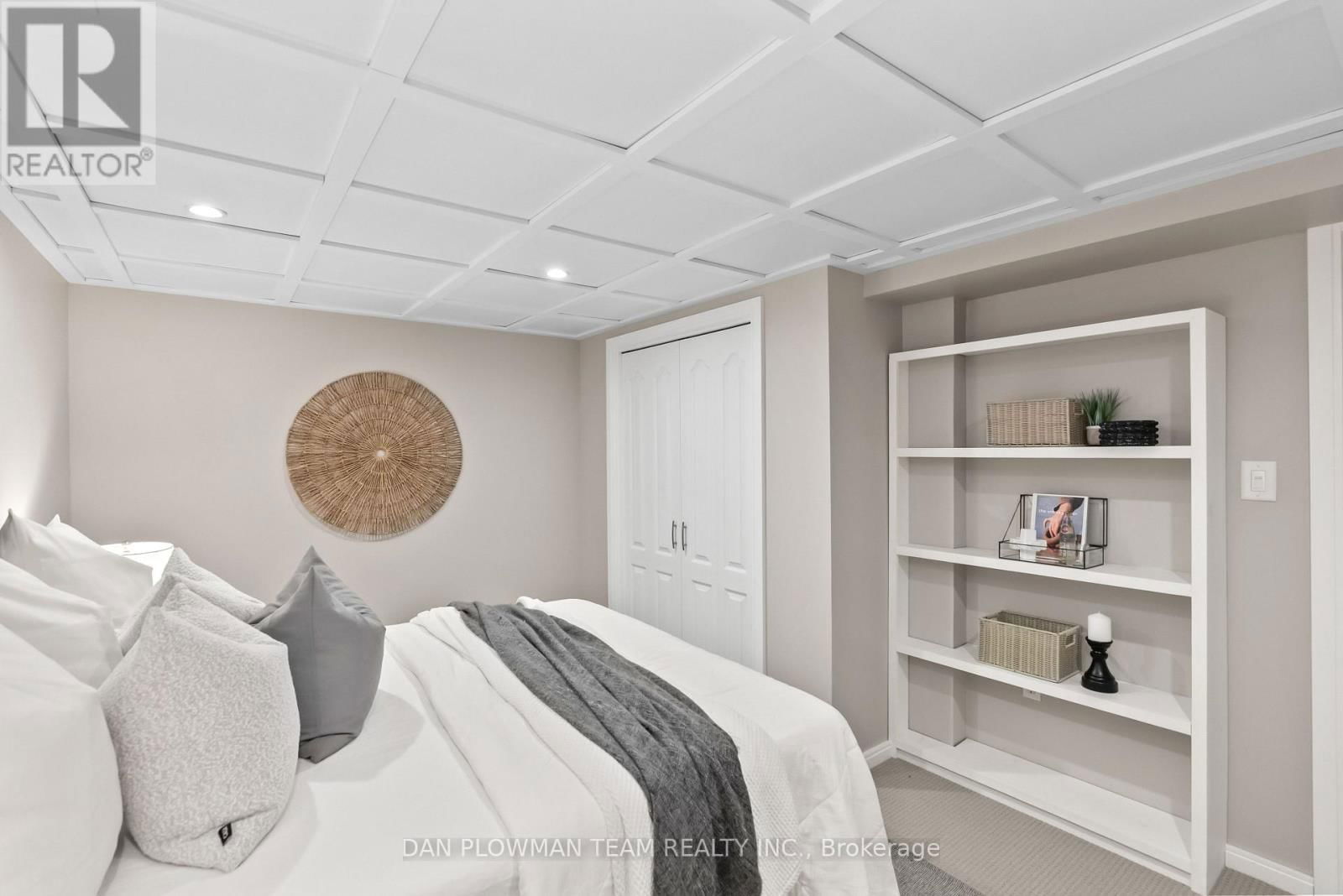 14 ERICKSON DRIVE Image 33