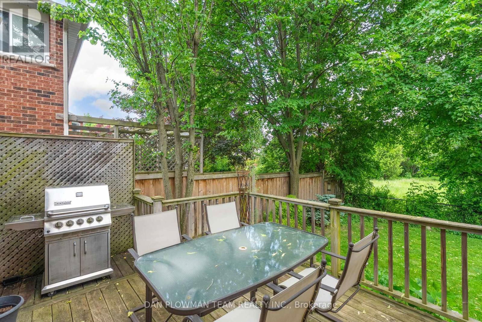 14 ERICKSON DRIVE Image 37