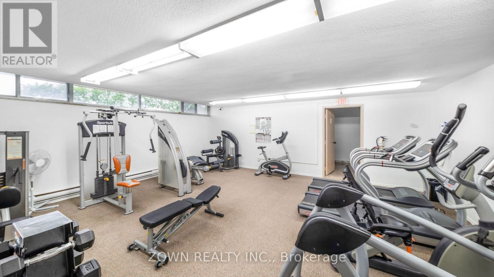 801 - 2550 PHARMACY AVENUE Image 33