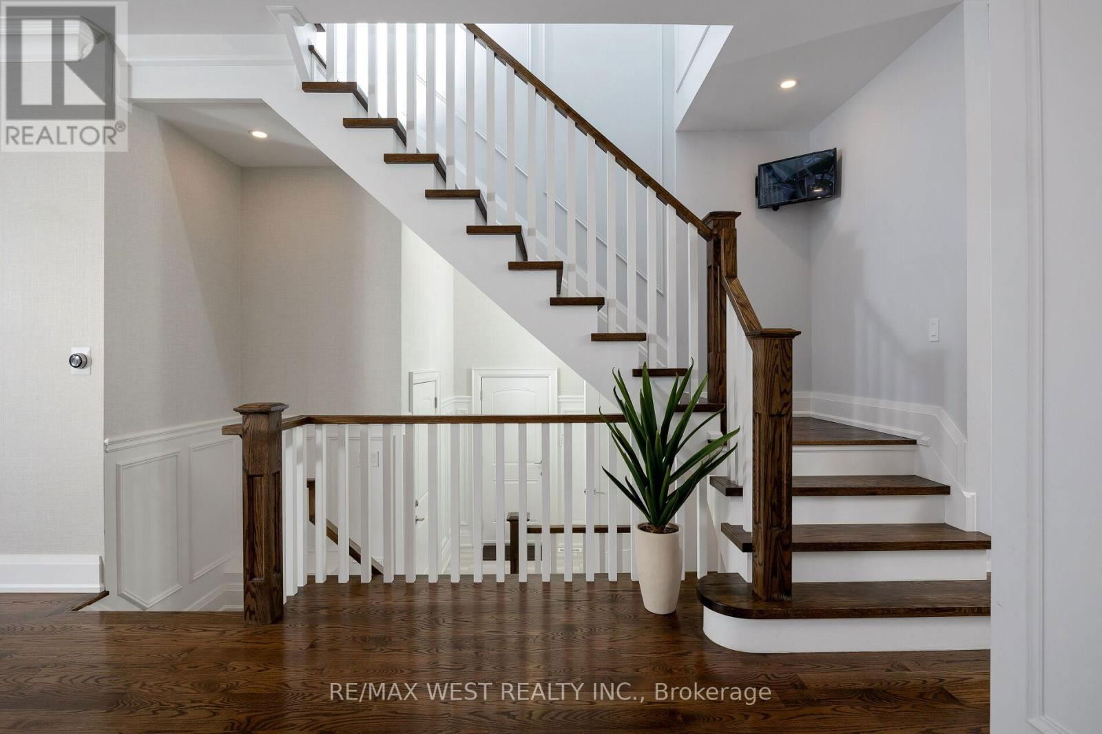 88 YARDLEY AVENUE Image 20