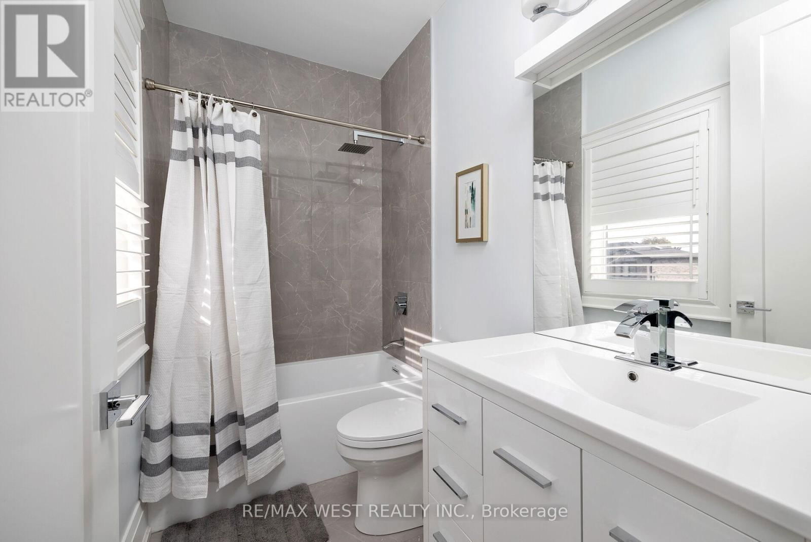 88 YARDLEY AVENUE Image 23