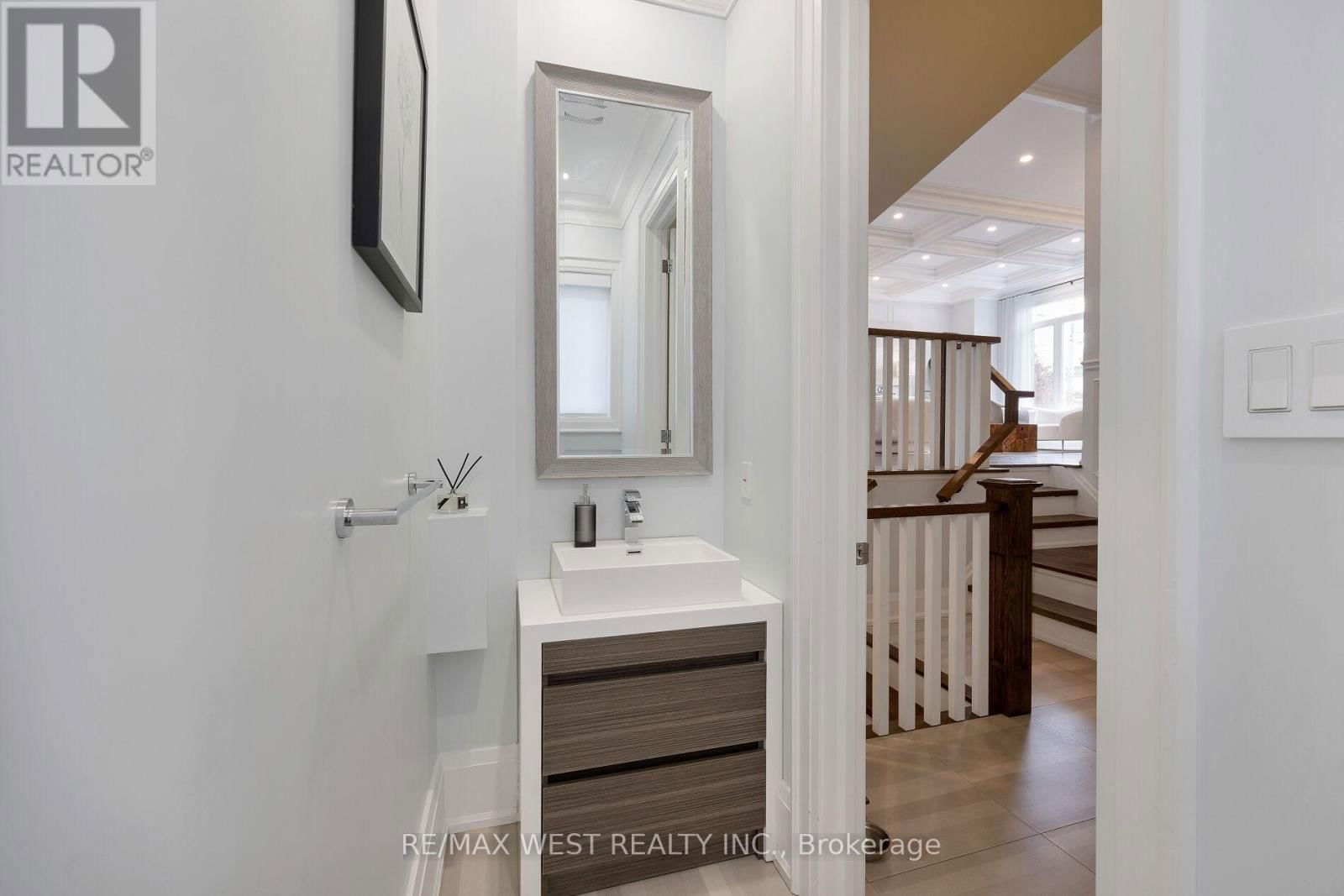88 YARDLEY AVENUE Image 9