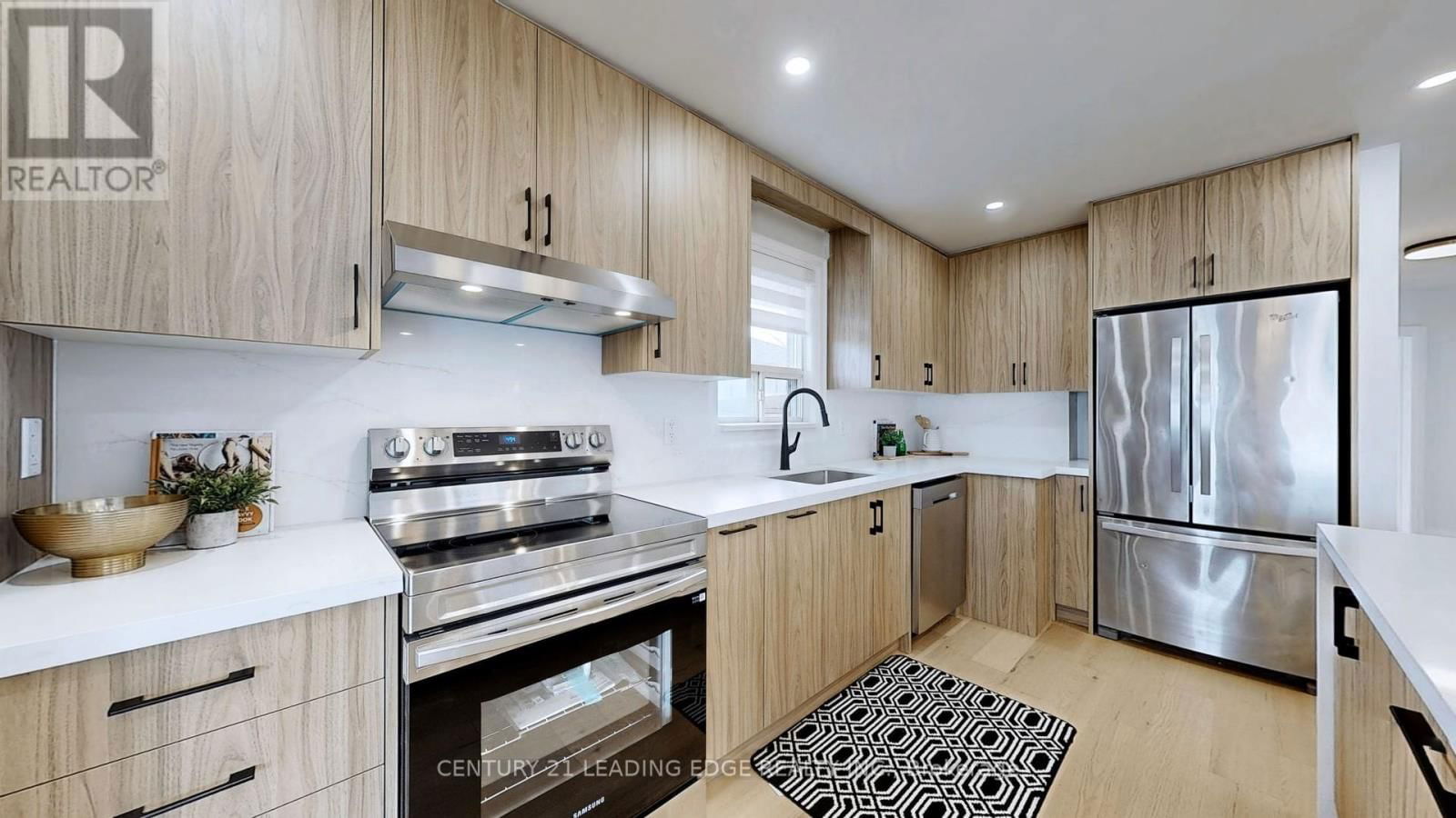 70 WEXFORD BOULEVARD Image 17