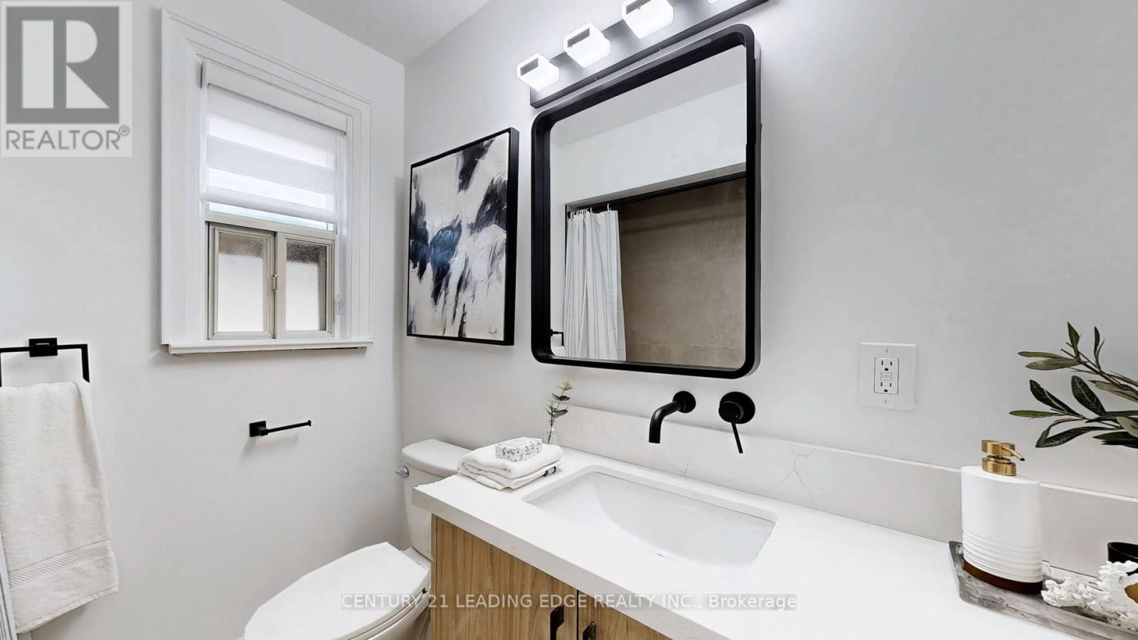 70 WEXFORD BOULEVARD Image 30