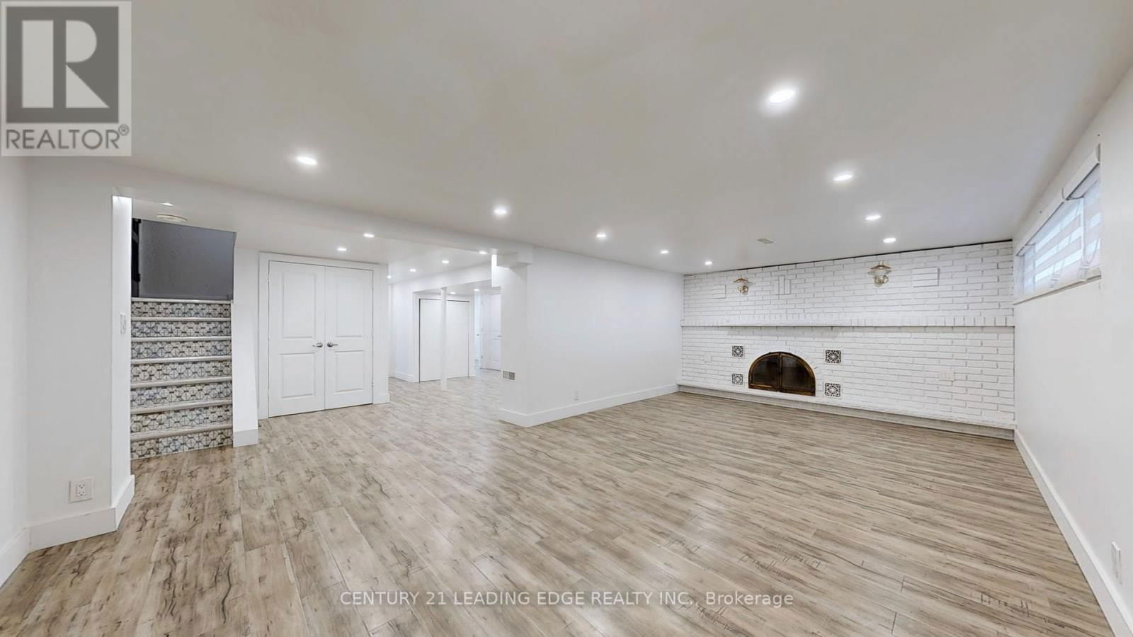 70 WEXFORD BOULEVARD Image 34