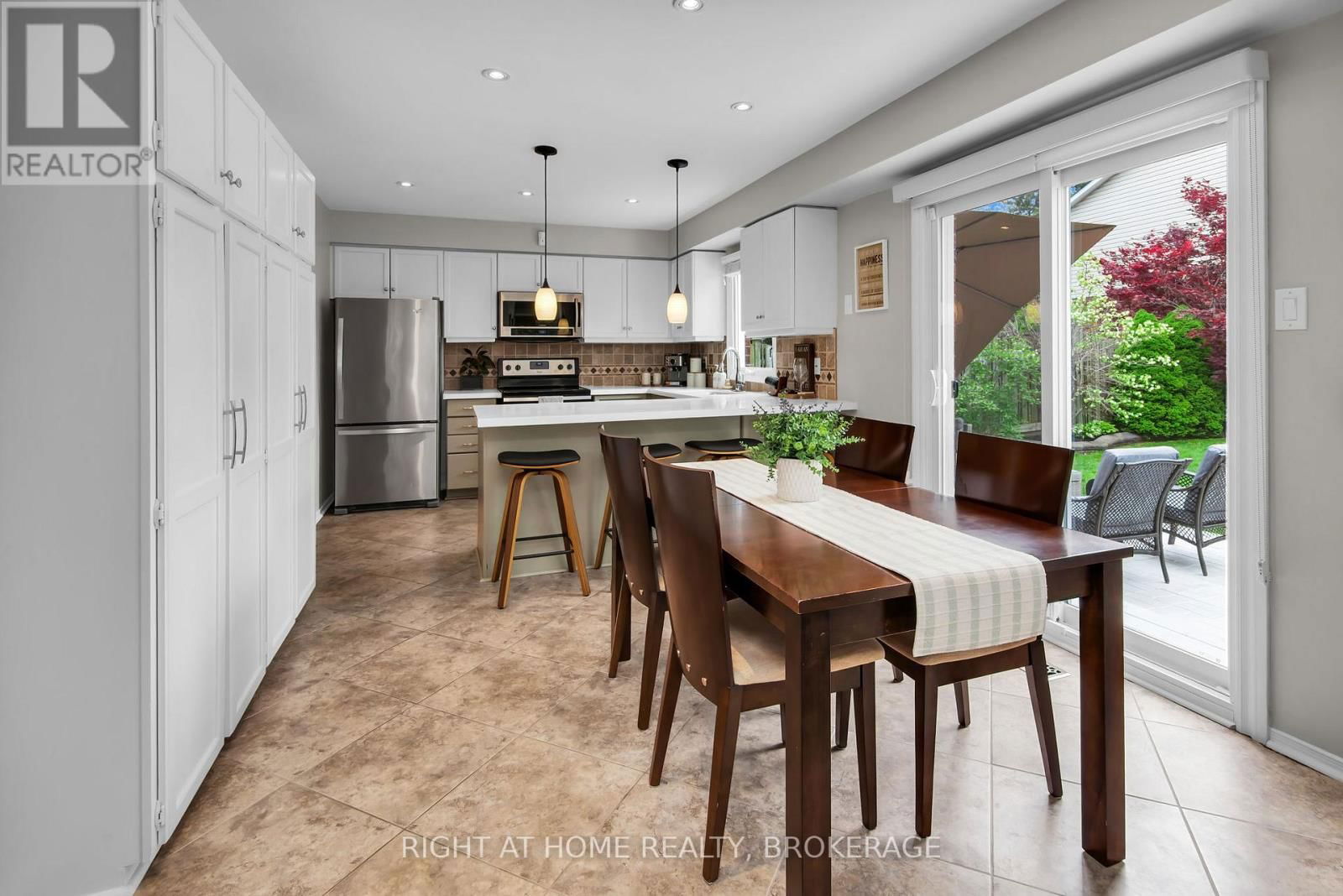 10 ENNISCLARE PLACE Image 10