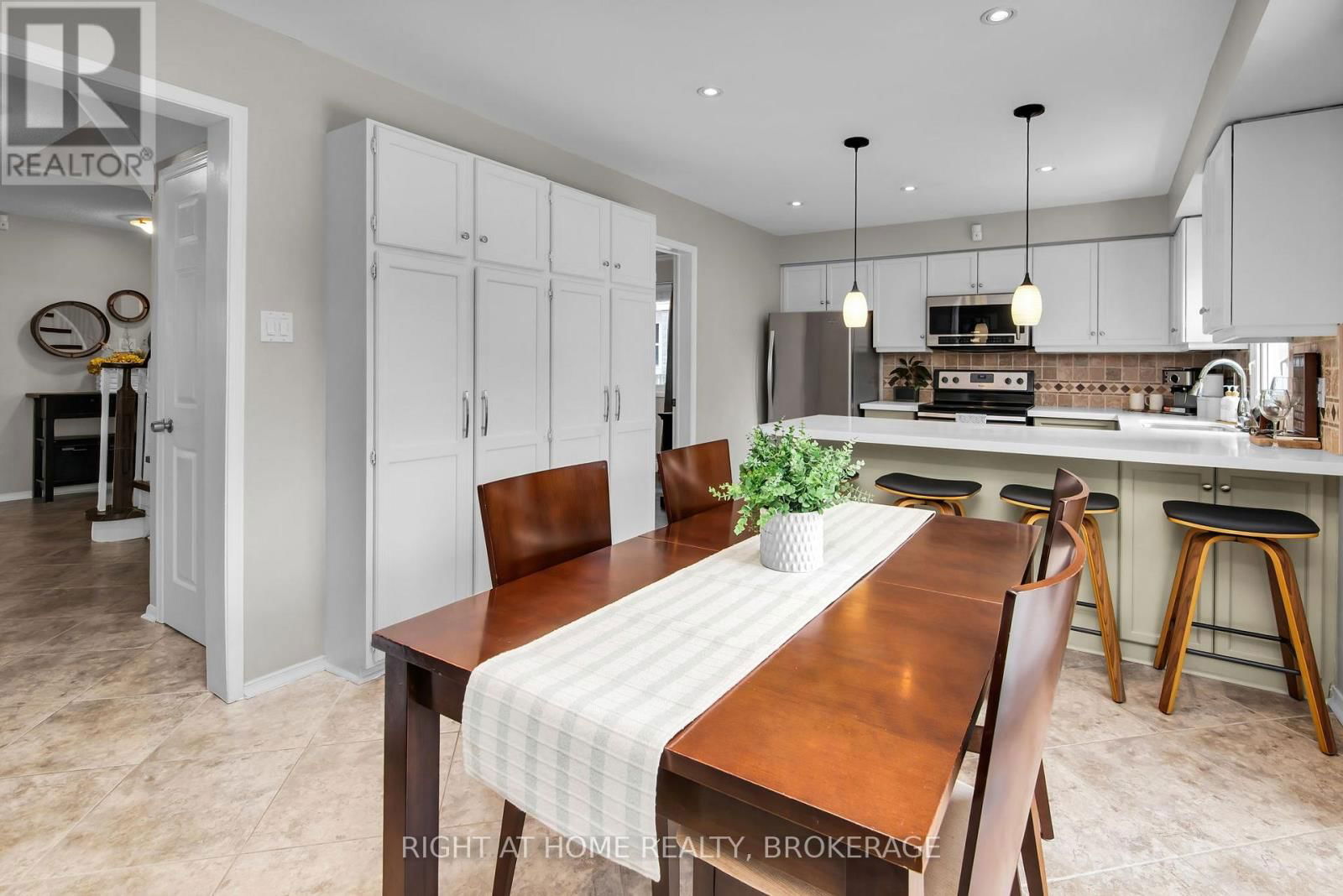10 ENNISCLARE PLACE Image 11