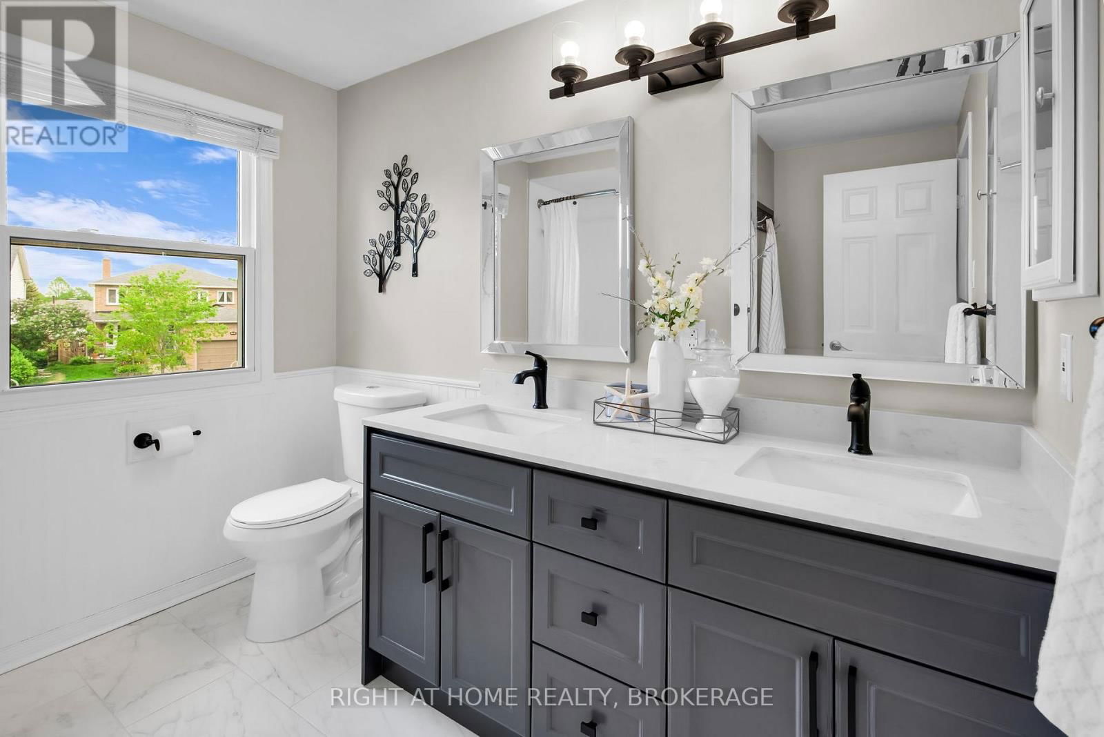 10 ENNISCLARE PLACE Image 17