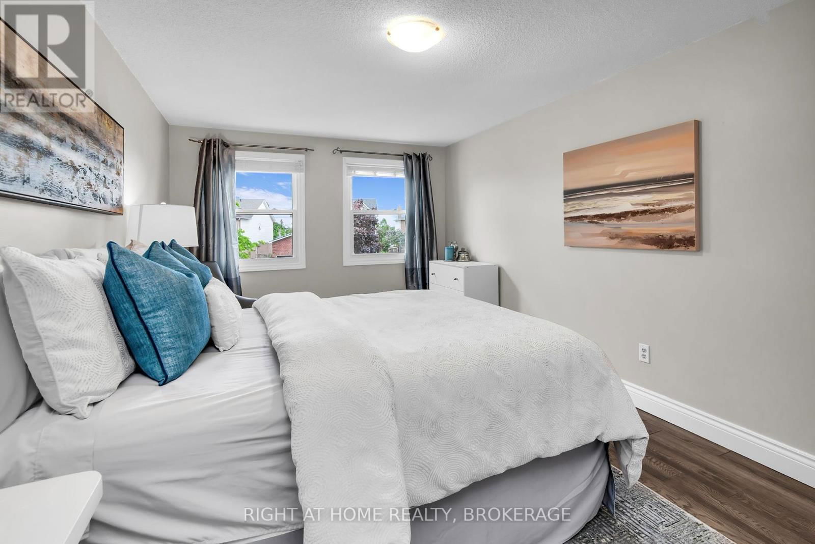 10 ENNISCLARE PLACE Image 18