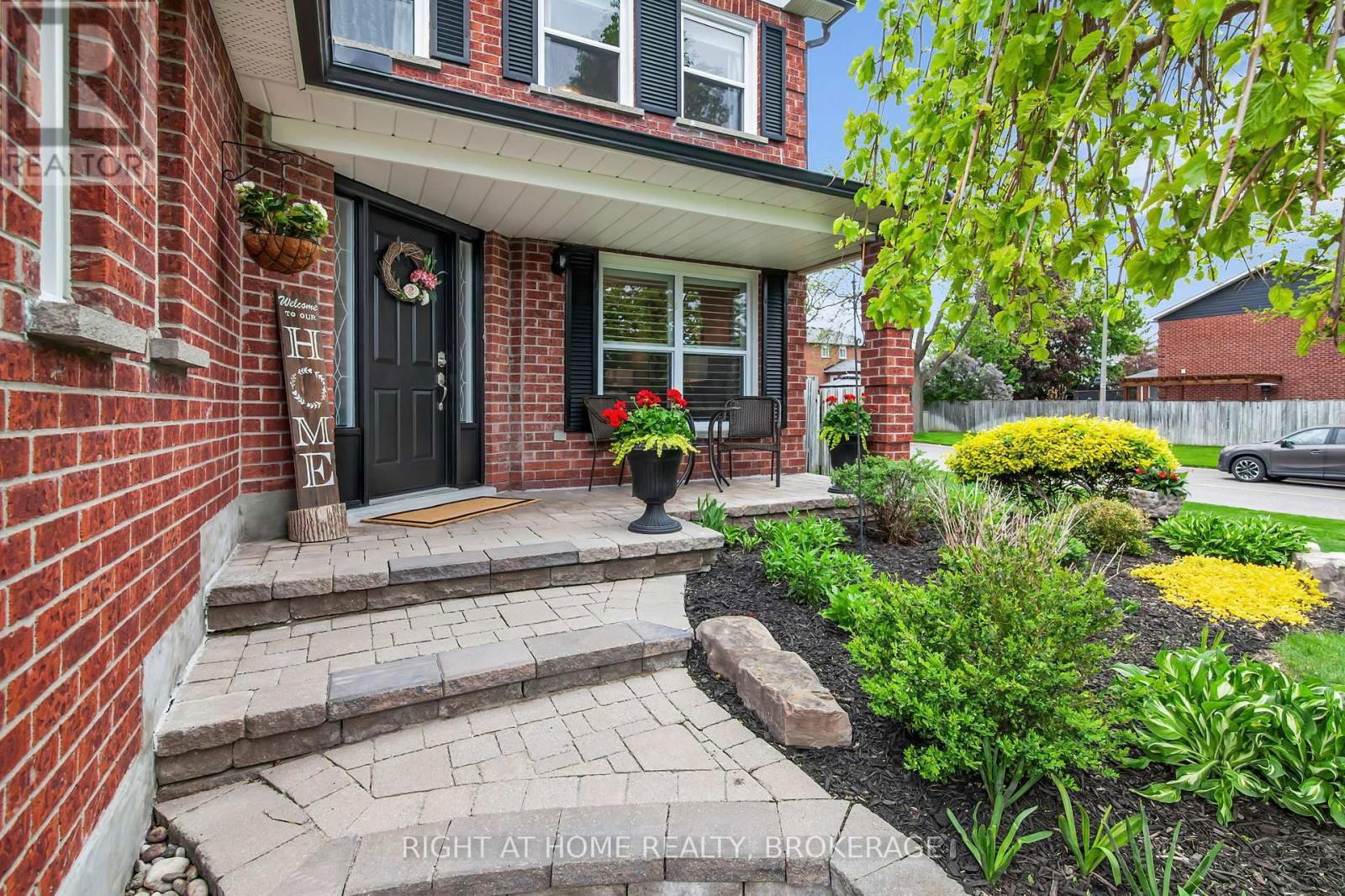 10 ENNISCLARE PLACE Image 2