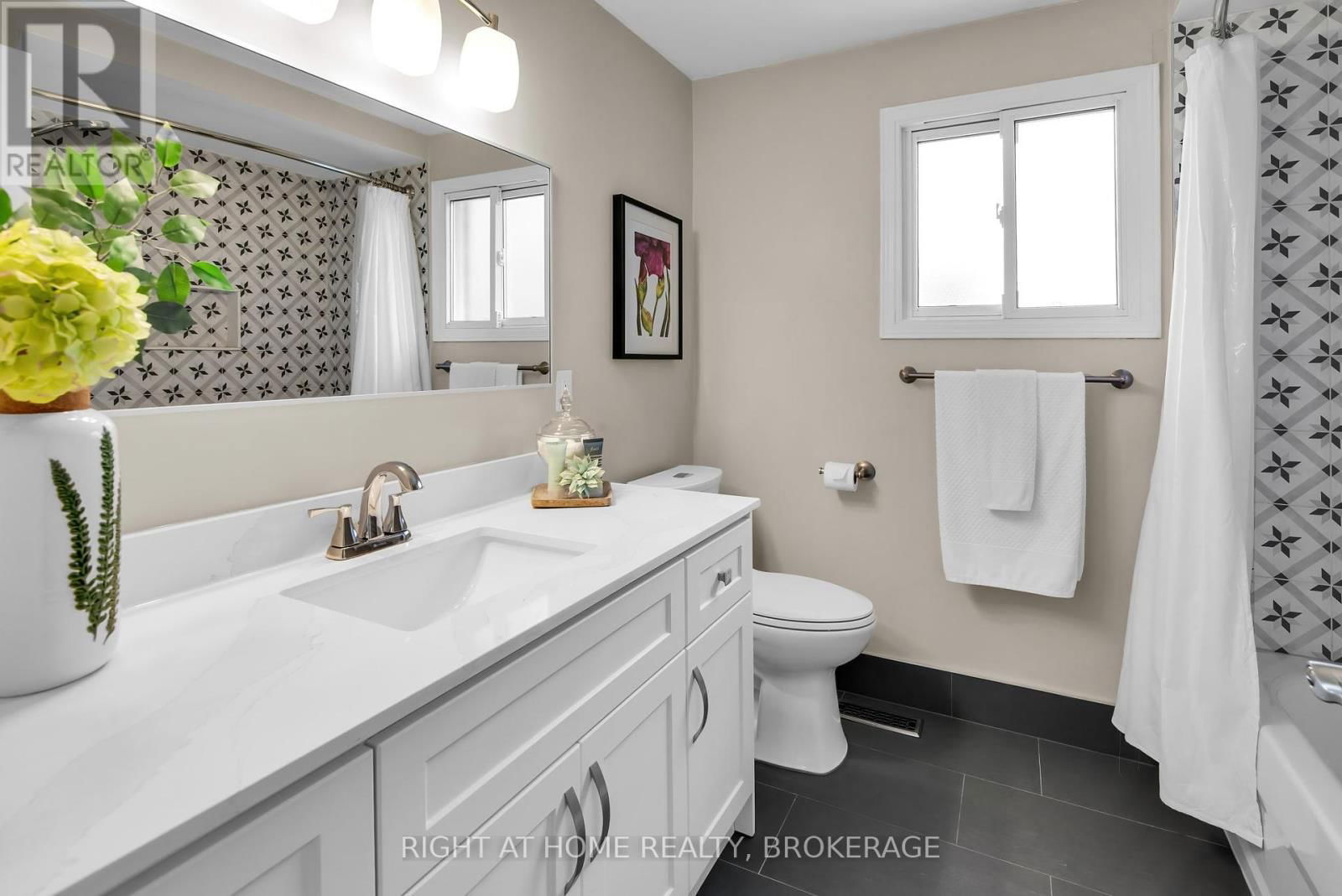10 ENNISCLARE PLACE Image 20
