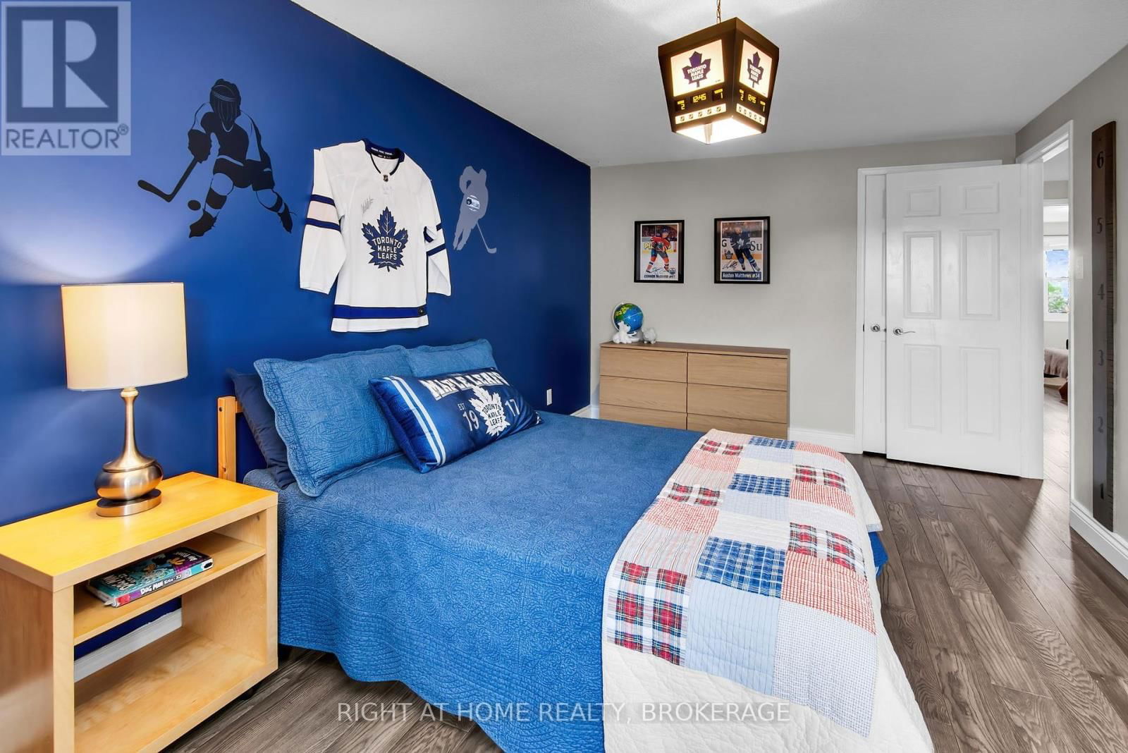 10 ENNISCLARE PLACE Image 22