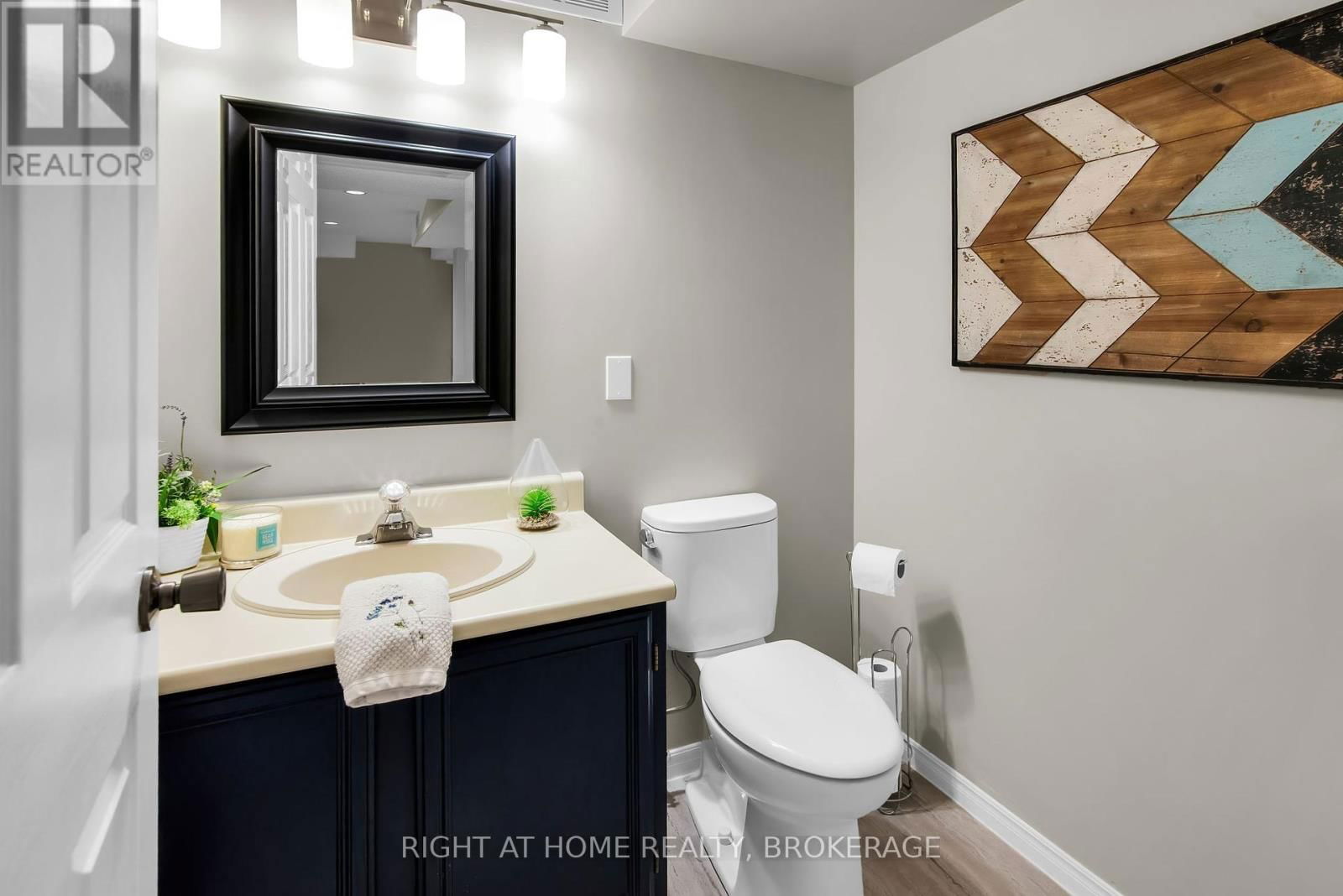 10 ENNISCLARE PLACE Image 36