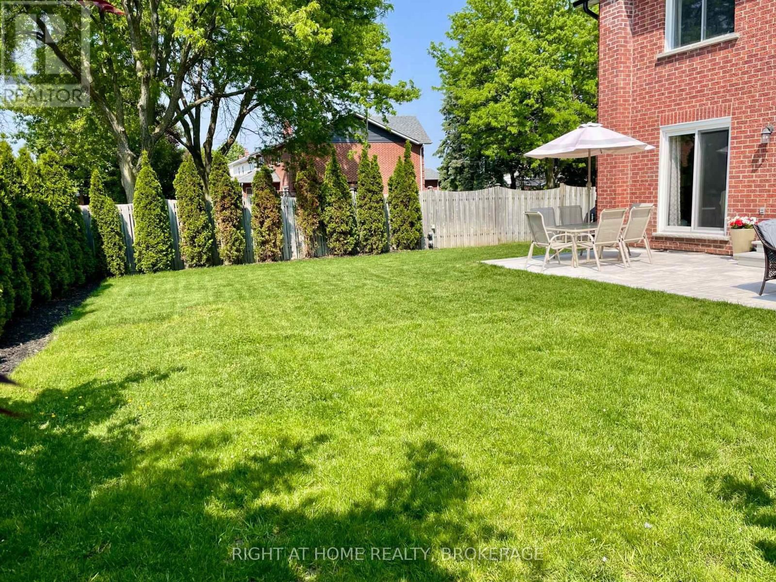 10 ENNISCLARE PLACE Image 43