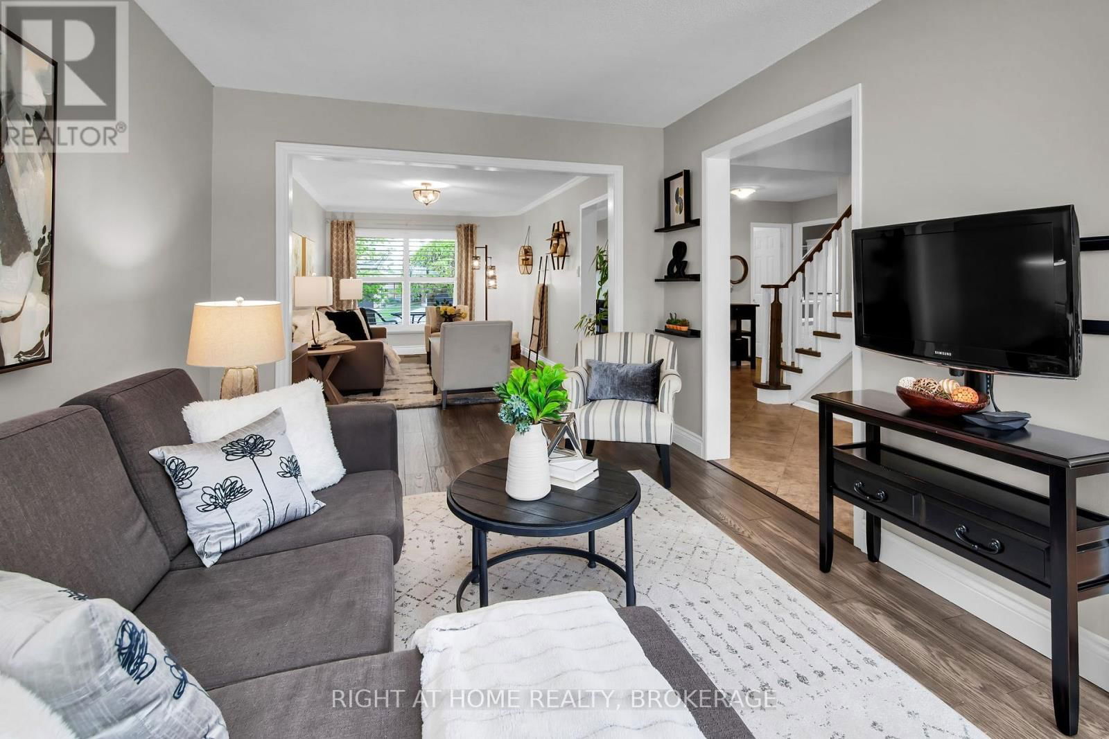 10 ENNISCLARE PLACE Image 7