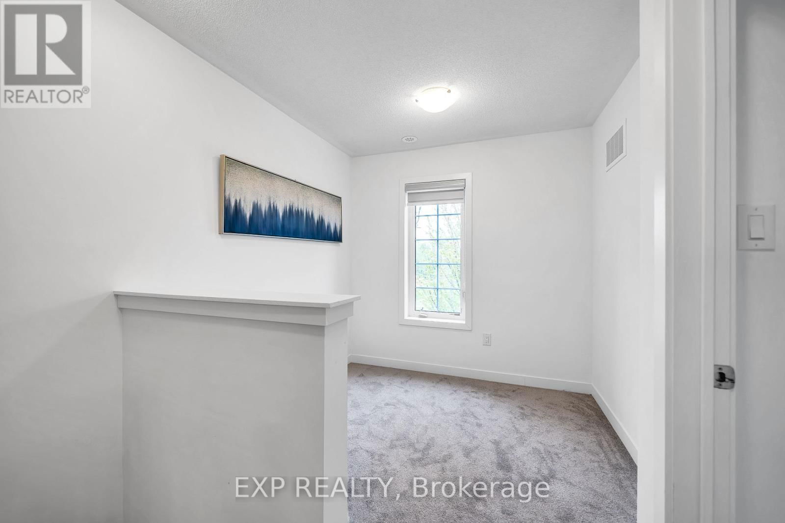 7 SELFRIDGE WAY Image 17