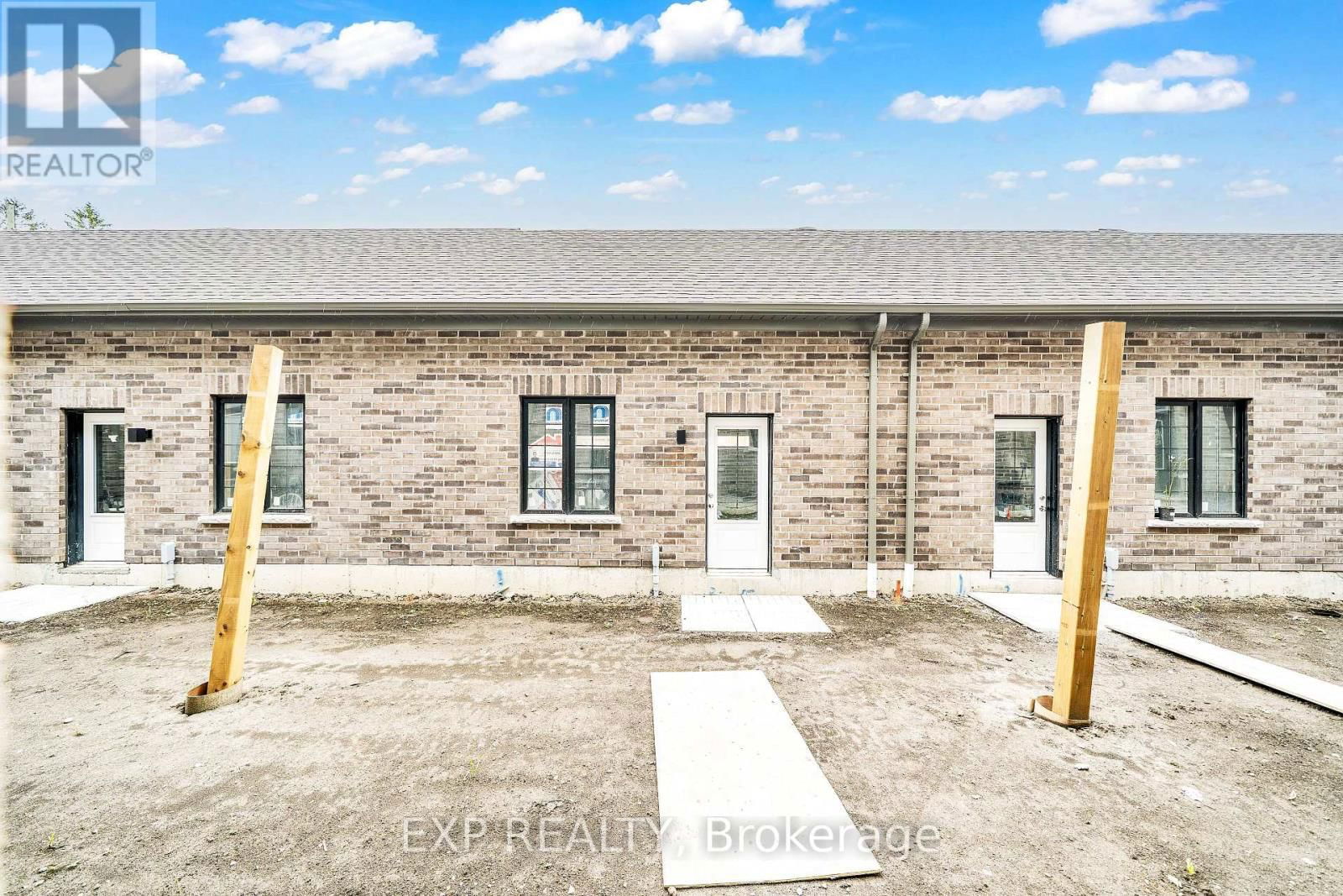 7 SELFRIDGE WAY Image 43