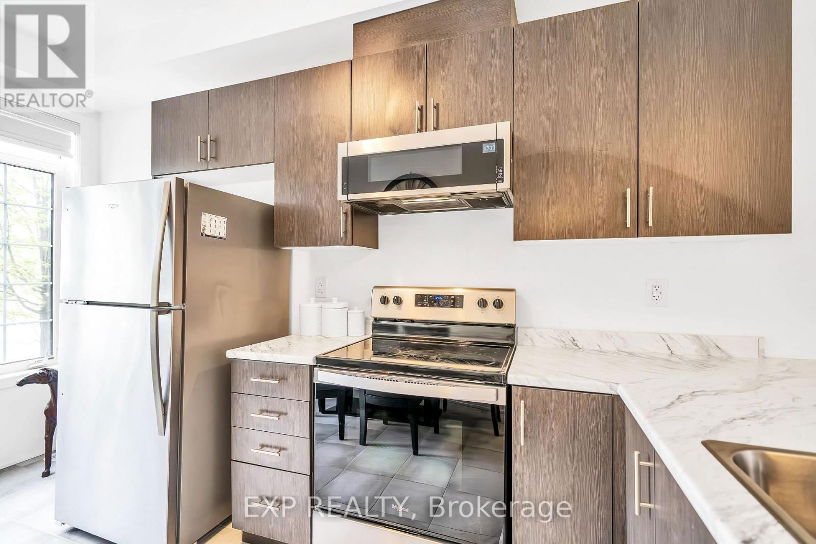 7 SELFRIDGE WAY Image 9