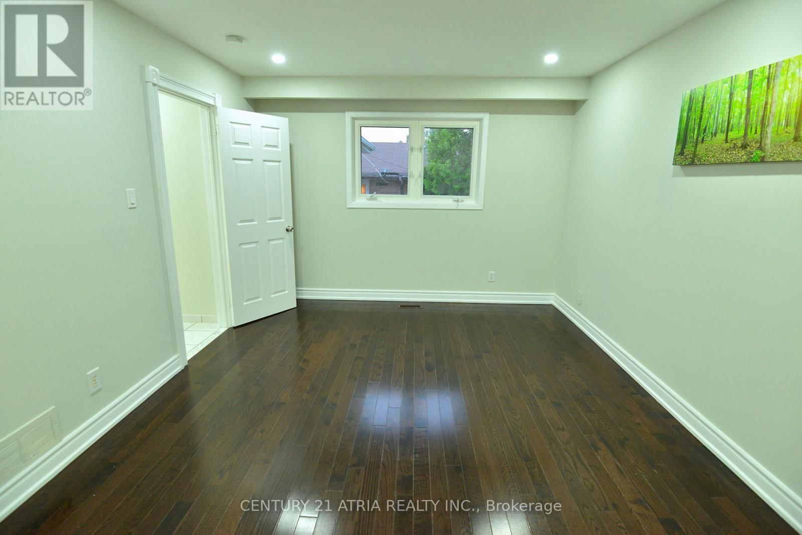 3 SILVERTIP CRESCENT Image 15
