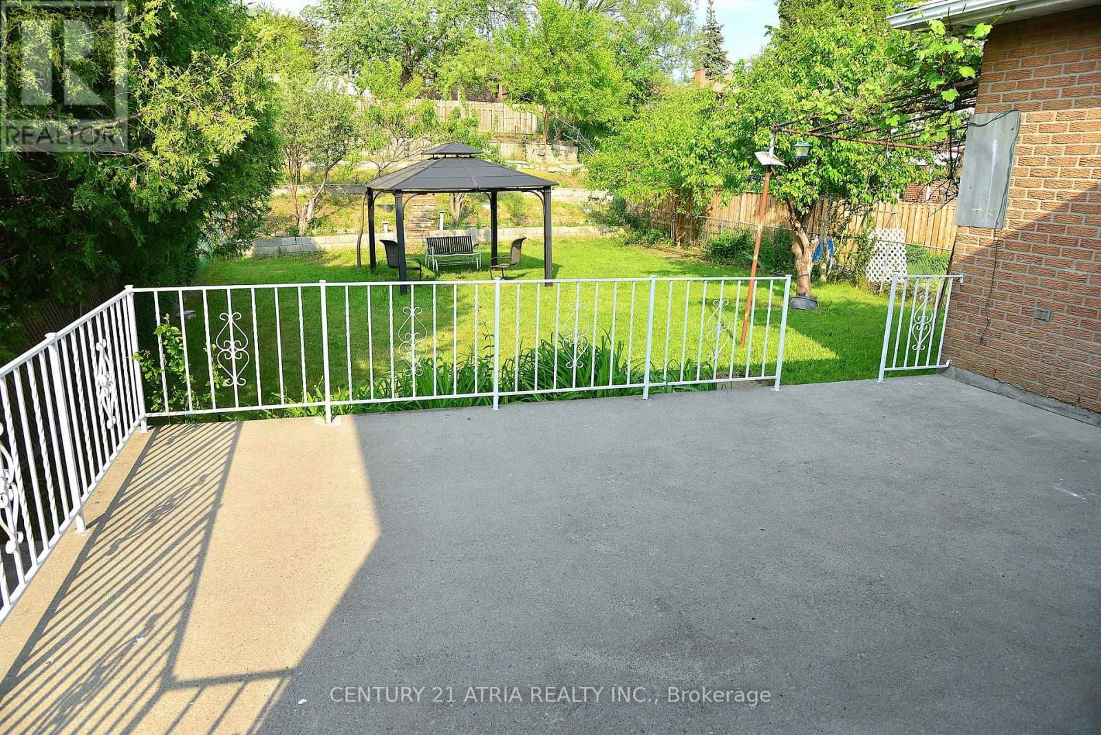 3 SILVERTIP CRESCENT Image 34