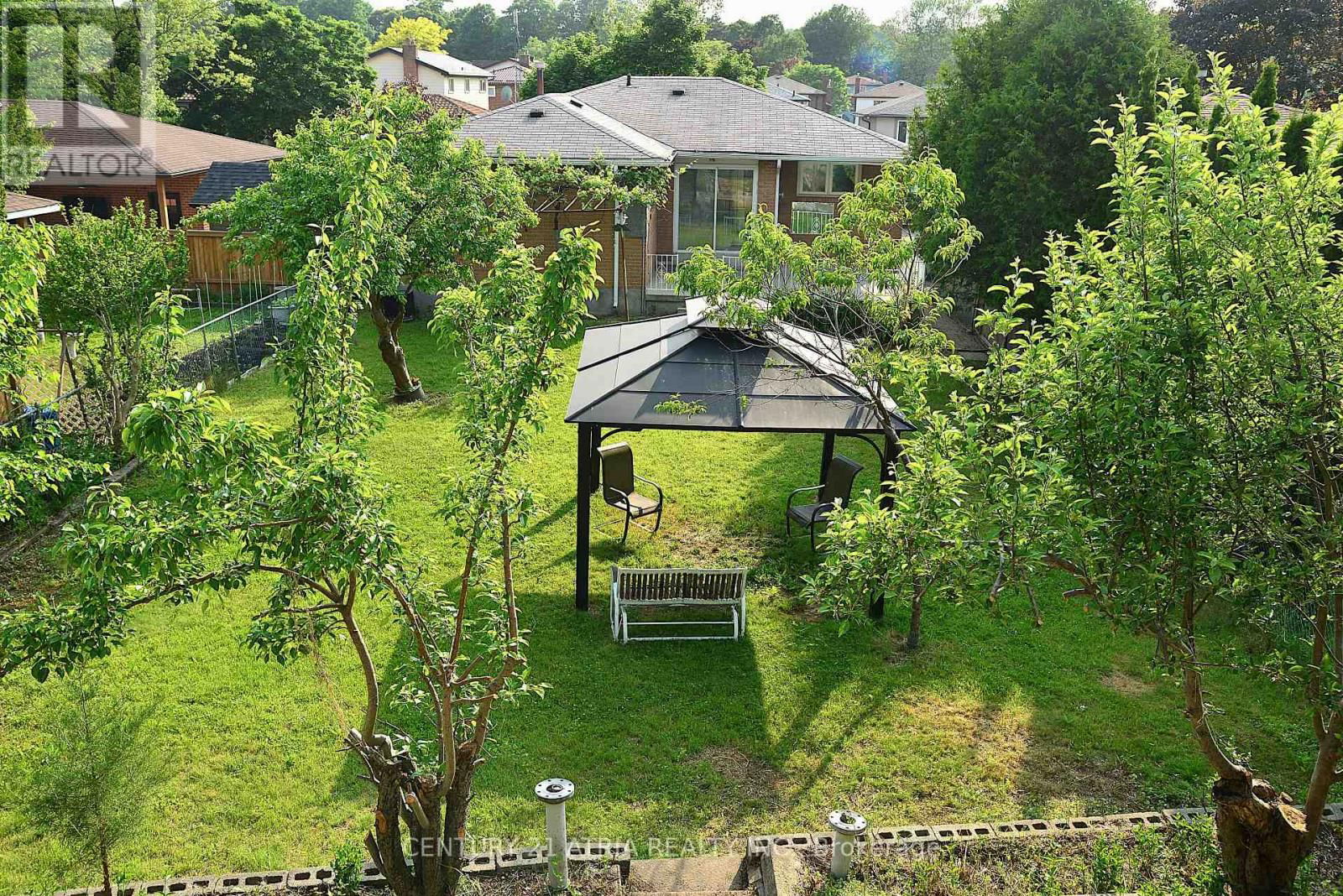 3 SILVERTIP CRESCENT Image 37
