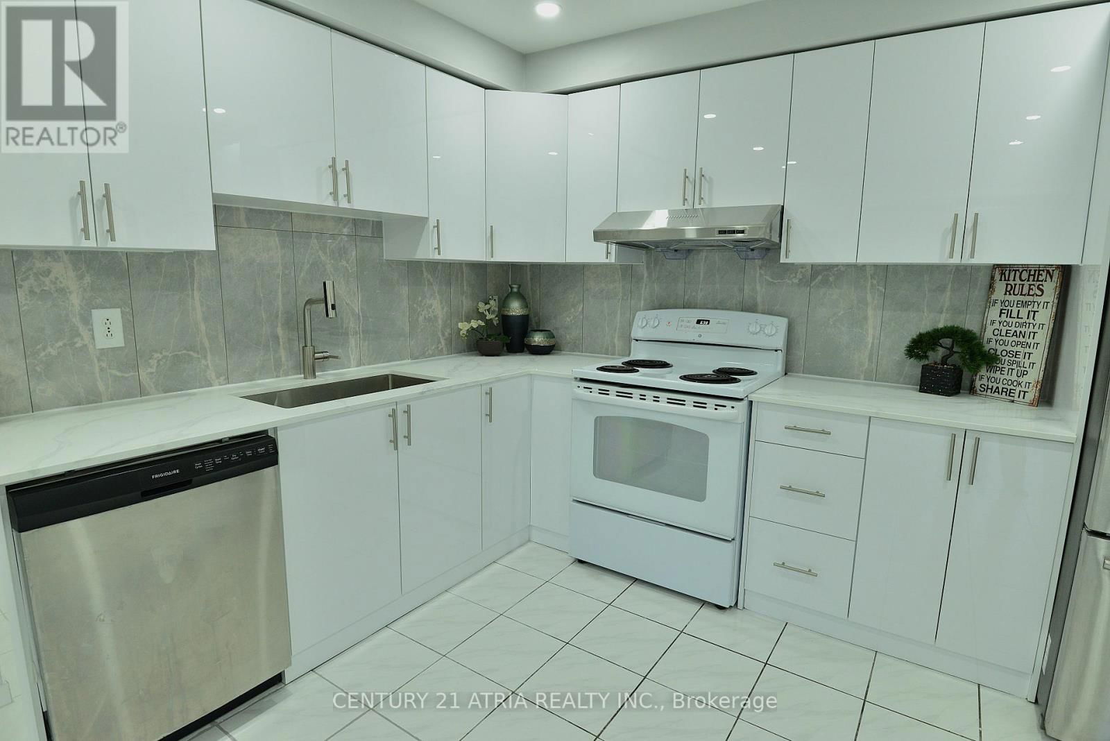 3 SILVERTIP CRESCENT Image 9