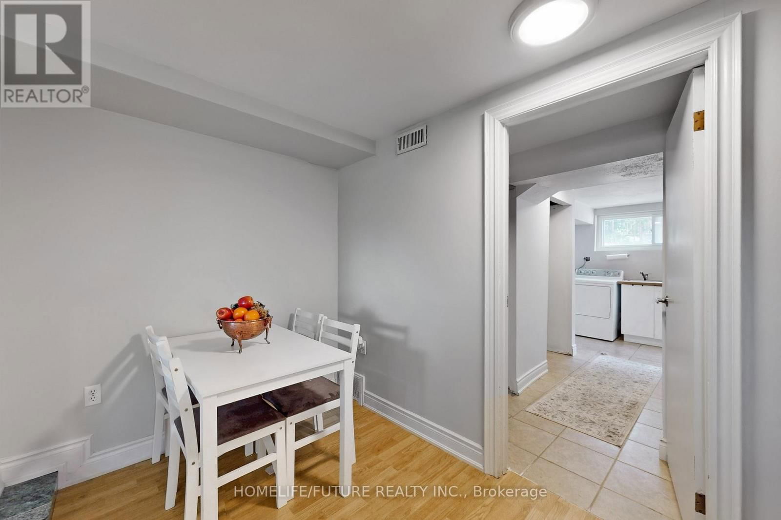 243 ACADIA DRIVE Image 25