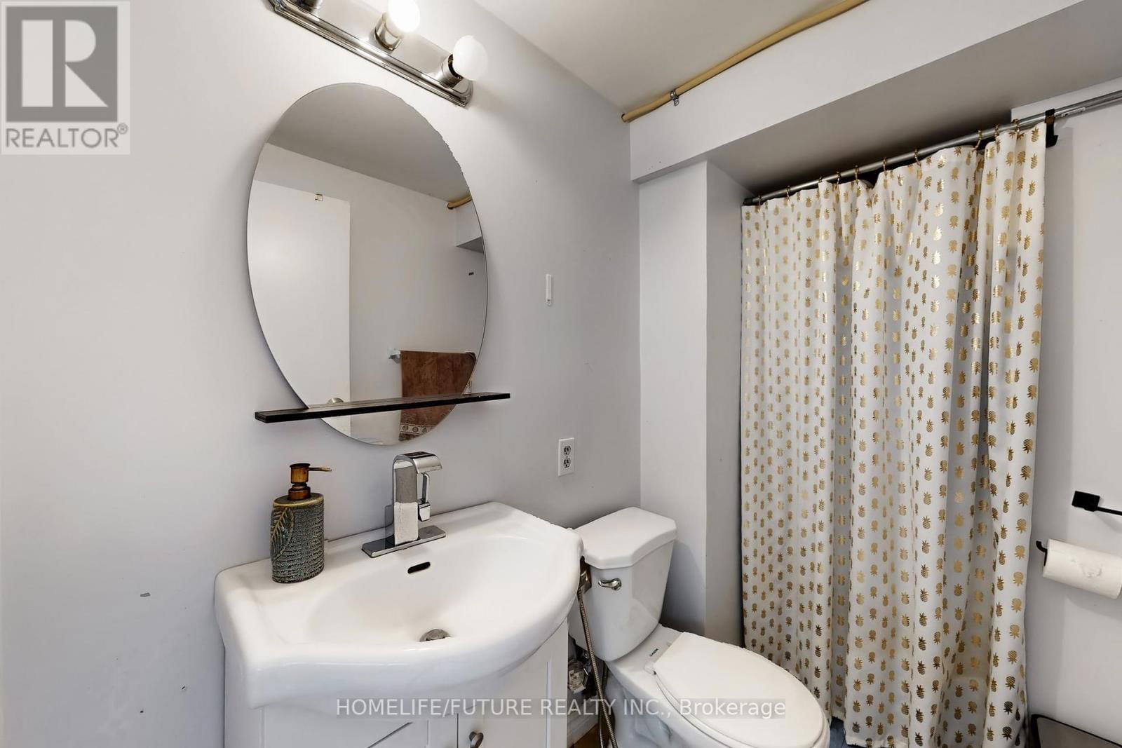 243 ACADIA DRIVE Image 27