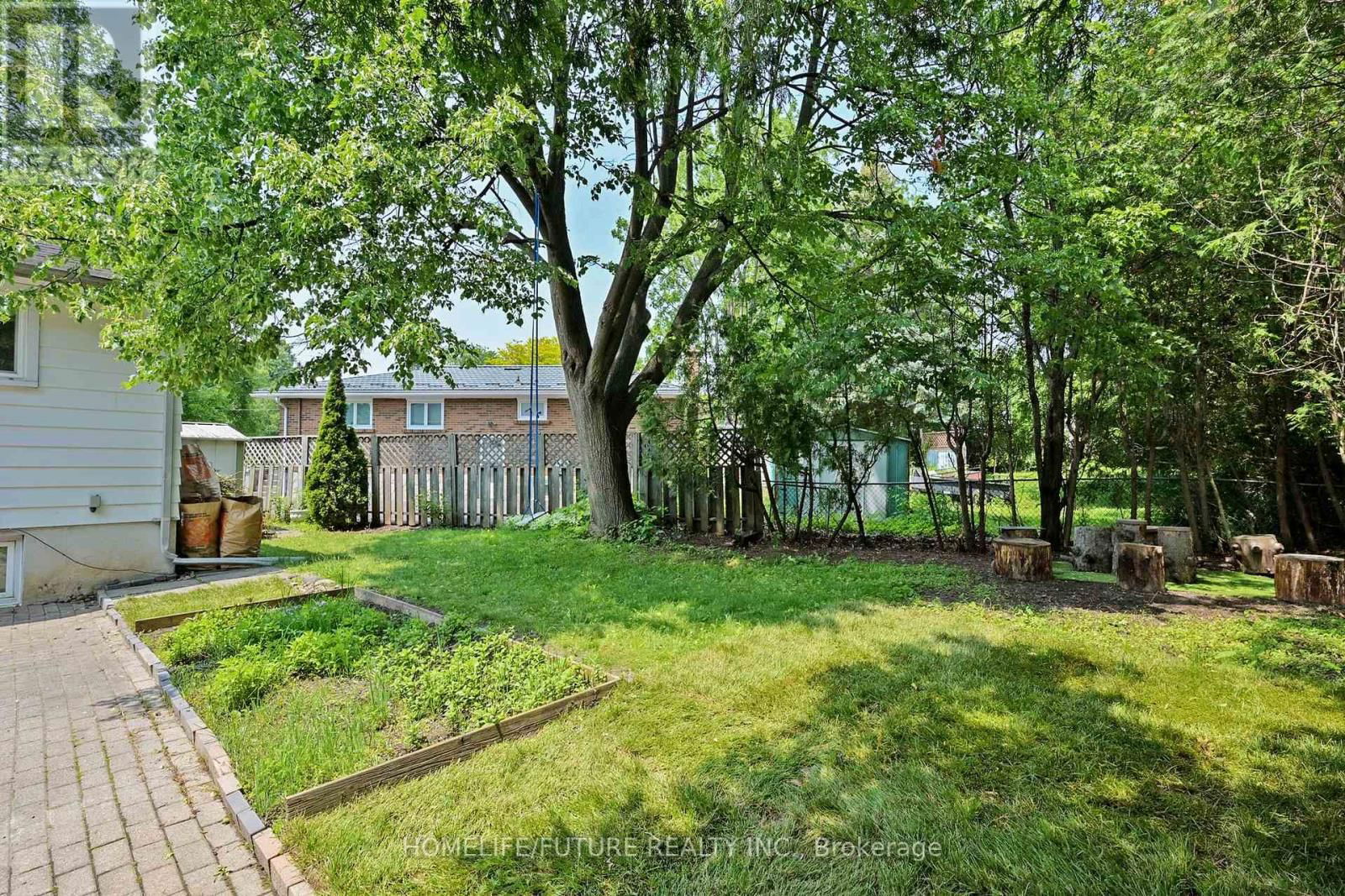 243 ACADIA DRIVE Image 35