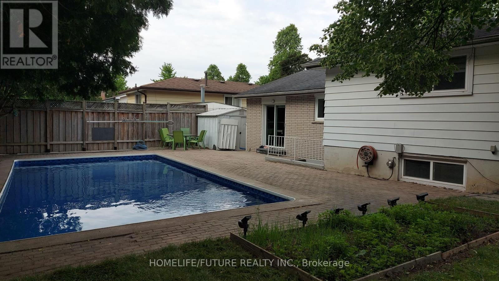 243 ACADIA DRIVE Image 42