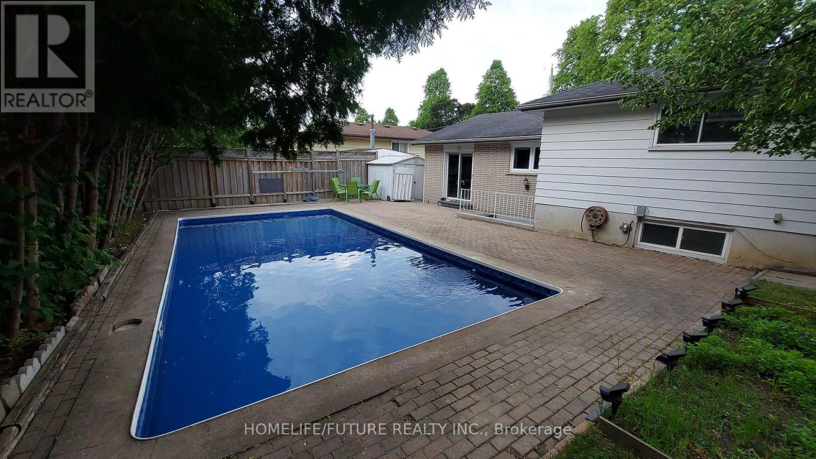 243 ACADIA DRIVE Image 44