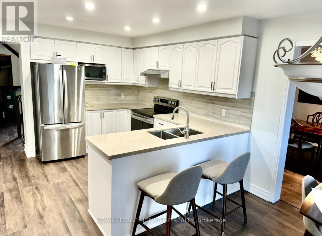 1813 SPRUCE HILL ROAD Image 32