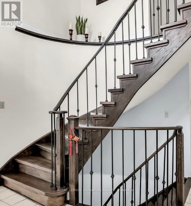 1813 SPRUCE HILL ROAD Image 34