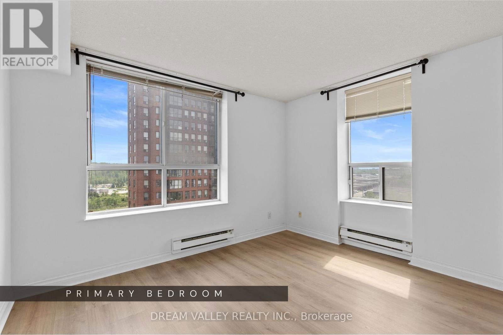 1213 - 330 MCCOWAN ROAD Image 24