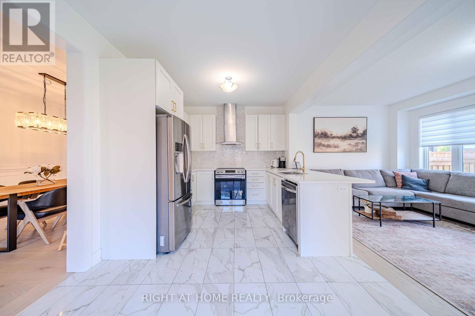 51 DORIAN DRIVE Image 11