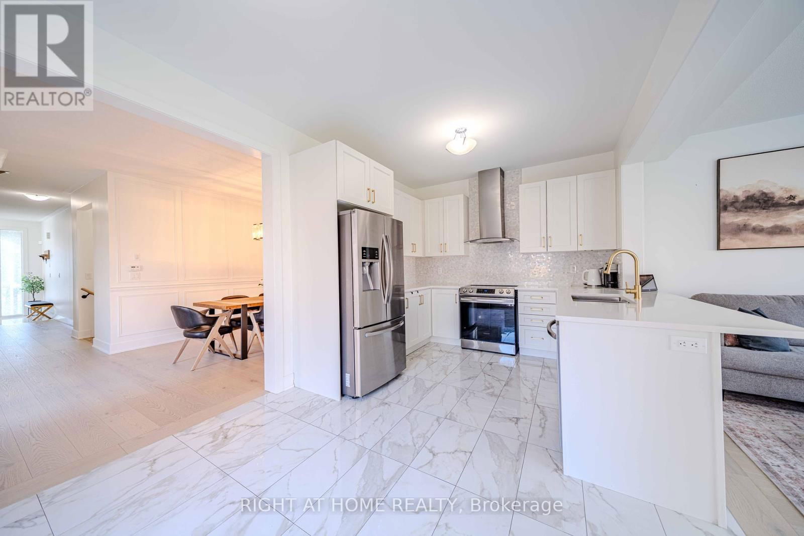 51 DORIAN DRIVE Image 12