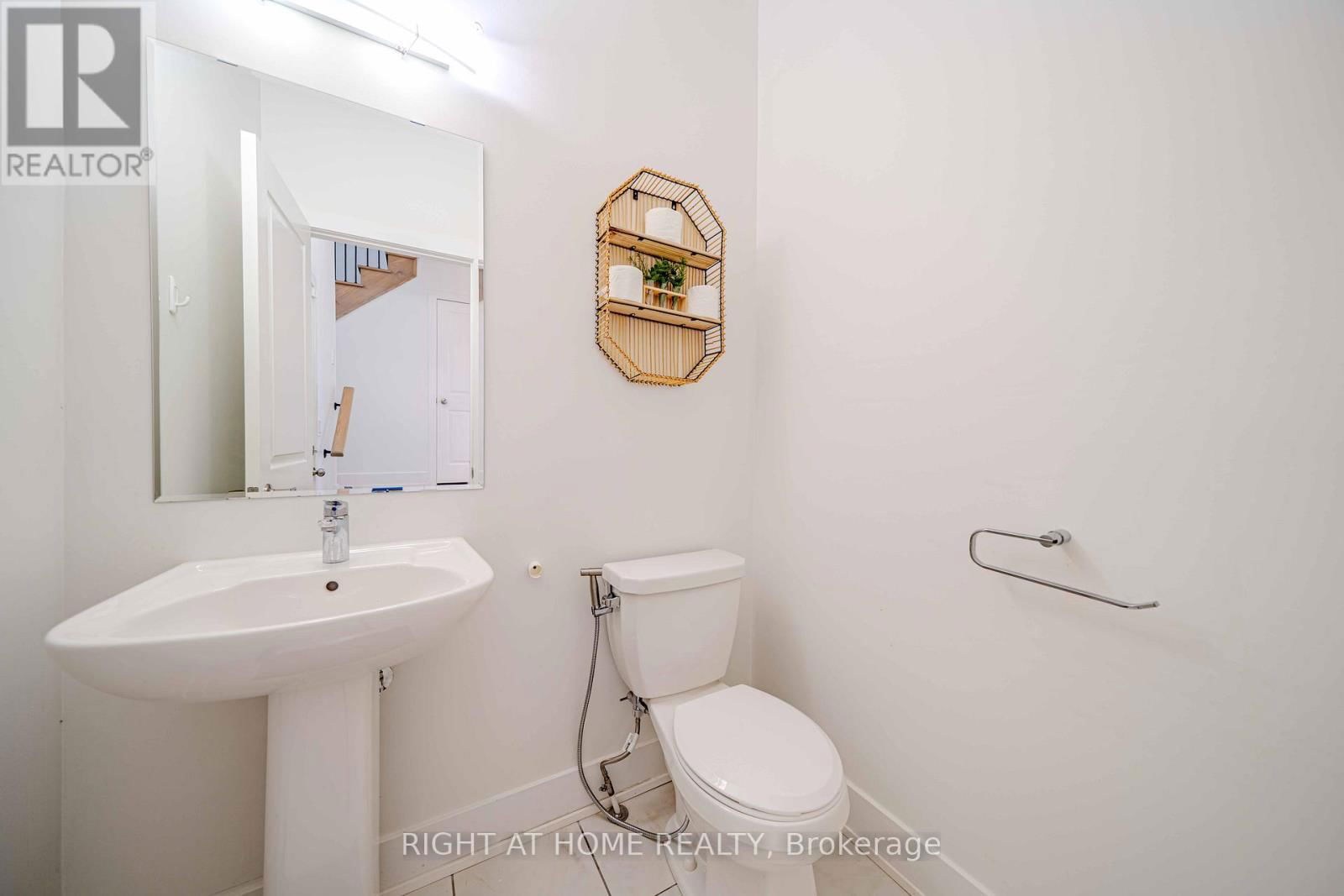 51 DORIAN DRIVE Image 20