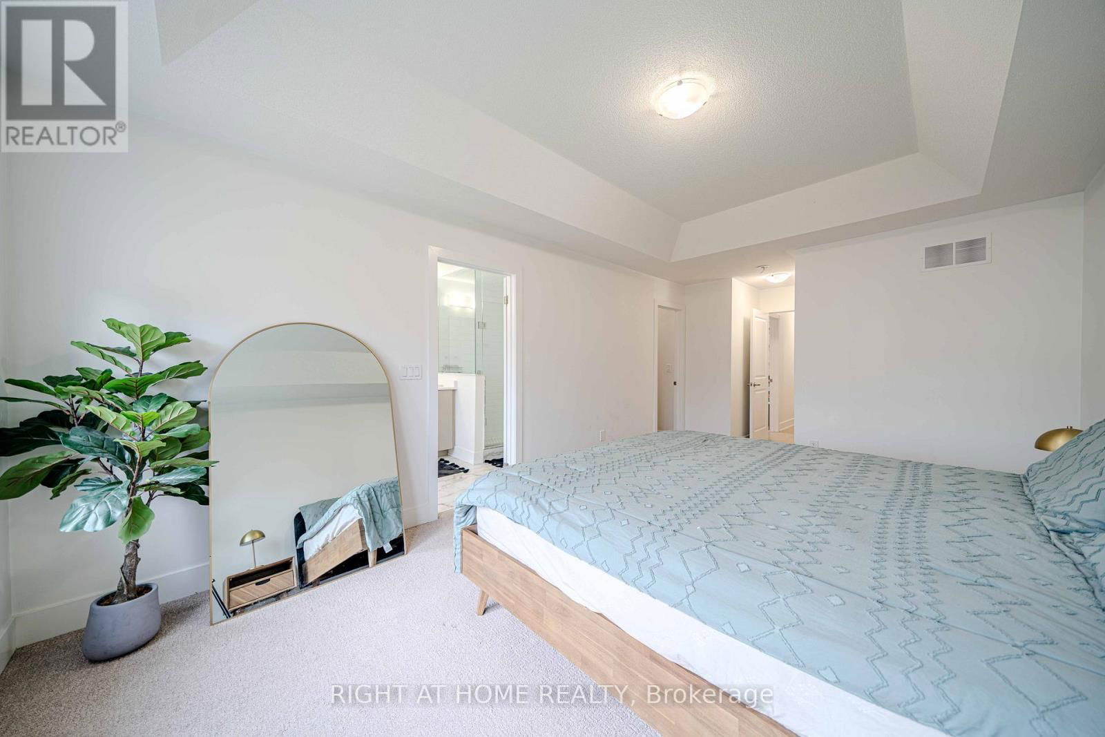 51 DORIAN DRIVE Image 27