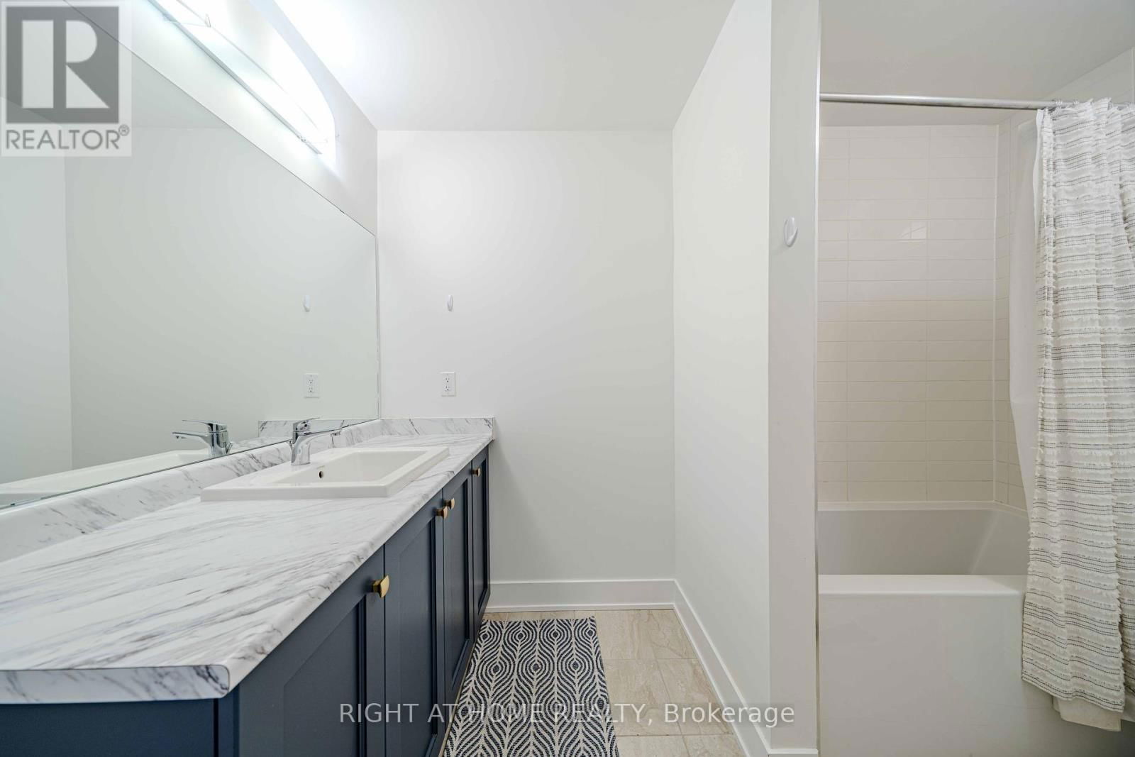 51 DORIAN DRIVE Image 37