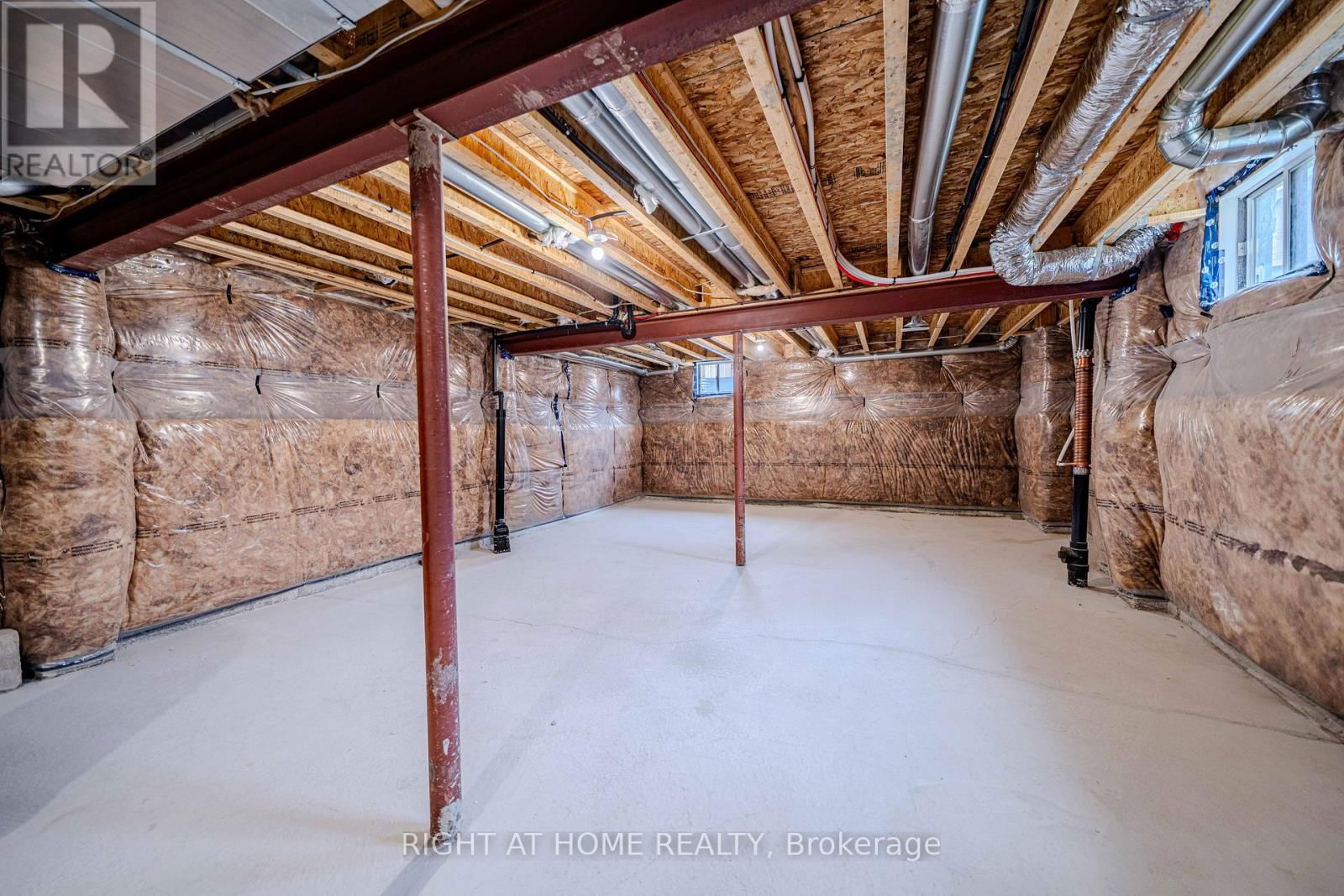 51 DORIAN DRIVE Image 44